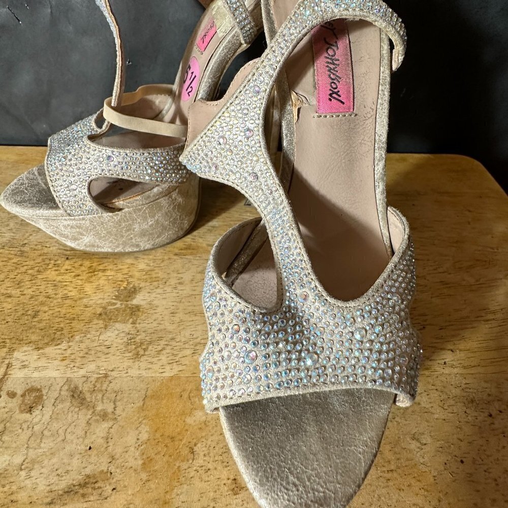 Betsey Johnson size 5.5 high Heels Aura shoes Crystal Rhinestone